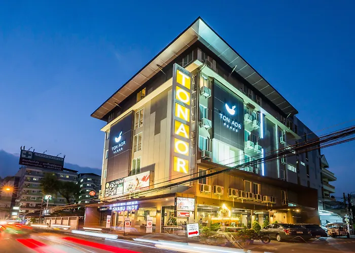 Ton Aor Place Hotel