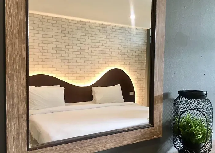 Ton Aor Place Hotel Bangkok