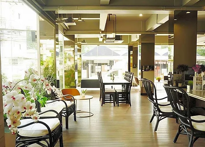 Hotel Ton Aor Place