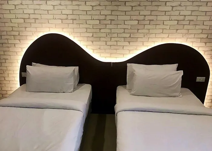 Ton Aor Place Hotel